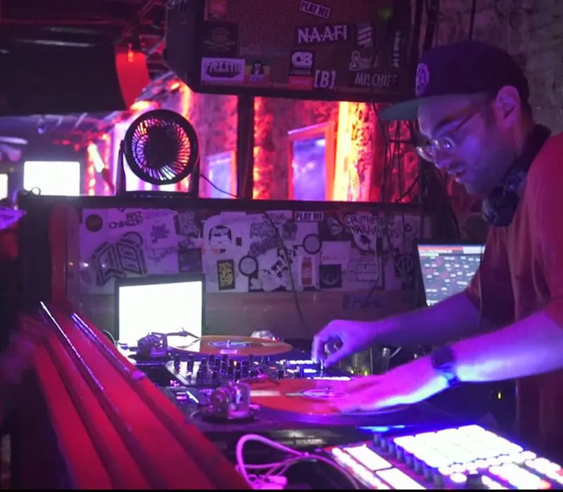 DJ Shiftee